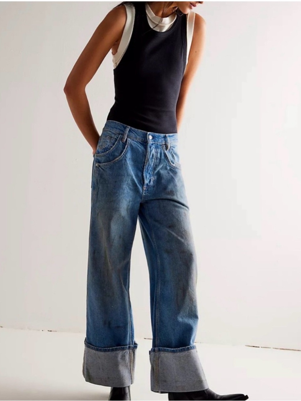 NEW WE THE FREE x Free People Wide Leg Cuffed Low-Rise Jeans in Mudslide NWT🌷 - Picture 3 of 5